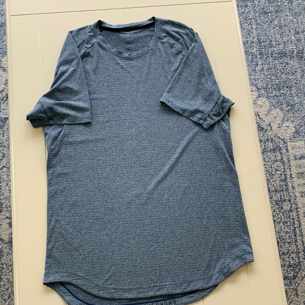 Men’s Lululemon Active Shirt